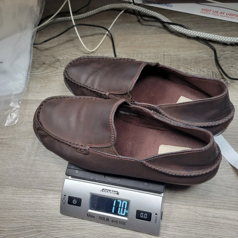 UGG Upshaw Loafers Mens Size 10 Brown Leather Slip On Driving Moccasins 1098150